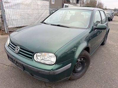 Grün Gebraucht 2002 VW Golf Comfortline Limousine | 555 € (Superpreis)