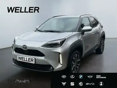 Neu Toyota Yaris Cross 131 PS (96 kW) 2026 Silber SUV