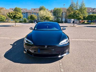 Begagnad Tesla Model S 235 kW (320 HK) 2017 Svart Halvkombi