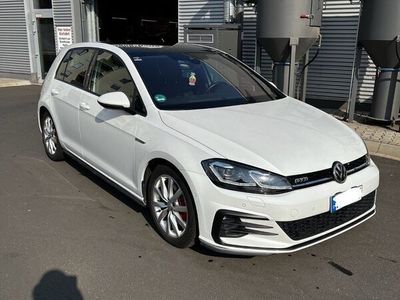 gebraucht VW Golf 2.0 GTD DSG DYNAUDIO 1* Hand