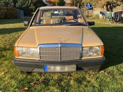 Gebraucht Mercedes 190 75 PS (55 kW) 1986 Beige Limousine