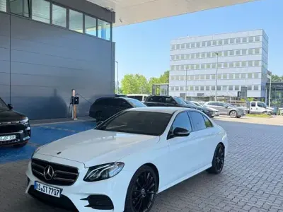 Gebraucht Mercedes E200 AMG line 197 PS (144 kW) 2019 Weiß Limousine