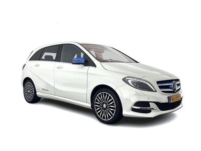 Gebraucht Mercedes B Electric Drive 131 kW (179 PS) 2015 Weiß Van / Kleinbus