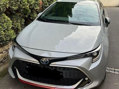 Usado Toyota Corolla Lounge 184 HP (135 kW) 2022 Cinzento Carrinha