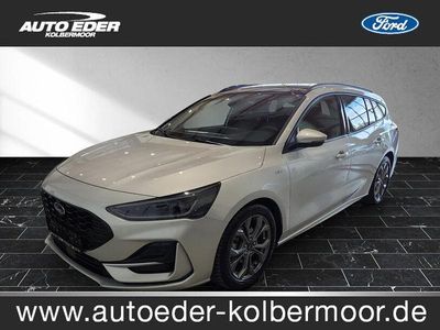 Polarsilber (silber) Gebraucht 2023 Ford Focus ST-Line Kombi | 24.400 € (Fairer Preis)