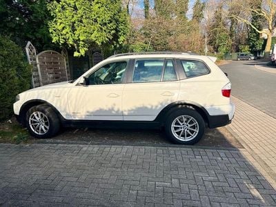Gebraucht BMW X3 Lifestyle 150 PS (110 kW) 2010 Weiß SUV