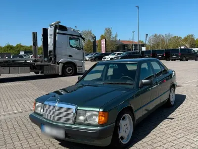 Gebraucht Mercedes 190 75 PS (55 kW) 1992 Grün Limousine