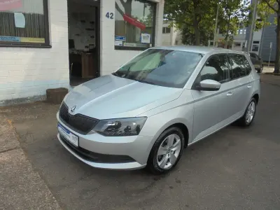 Gebraucht Skoda Fabia Active 95 PS (69 kW) 2018 Silber Limousine