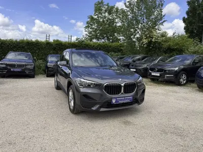 Gebraucht BMW X1 Sport Line 190 PS (139 kW) 2021 Mineralgrau SUV