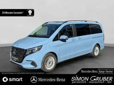 Gebraucht Mercedes V220 Style 163 PS (119 kW) 2025 Andere Van / Kleinbus
