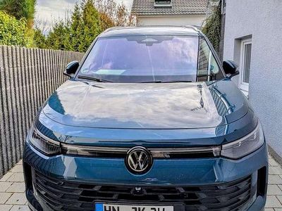 Gebraucht VW Tayron Life 150 PS (110 kW) 2025 Blau SUV
