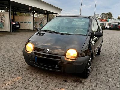 Usata Renault Twingo 58 CV (42 kW) 2004 Nero Utilitaria