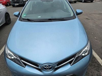 Gebraucht Toyota Auris Hybrid Edition 136 PS (100 kW) 2013 Blau Limousine