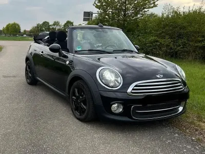 Gebraucht Mini Cooper Cabriolet 122 PS (89 kW) 2015 Schwarz Cabrio