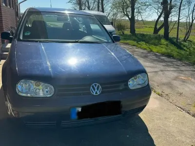 Gebraucht VW Golf IV 90 PS (66 kW) 2000 Blau Kleinwagen