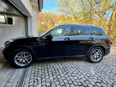 Gebraucht Mercedes GLC250 211 PS (155 kW) 2017 Schwarz SUV