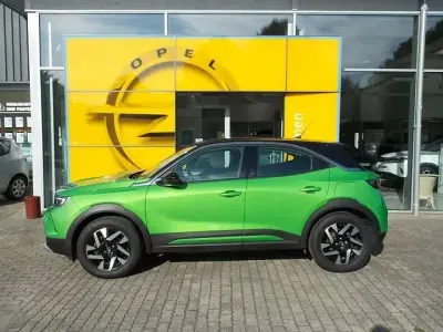 Gebraucht Opel Mokka-e Elegance 100 kW (136 PS) 2021 Matcha green/ikone gruen SUV