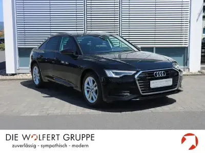 Gebraucht Audi A6 Ambiente 204 PS (150 kW) 2022 Brillantschwarz Limousine