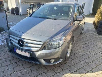 Mercedes B180