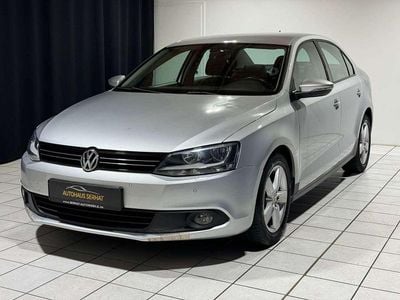Gebraucht VW Jetta Comfortline 105 PS (77 kW) 2011 Silber Limousine