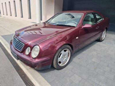 Mercedes CLK320