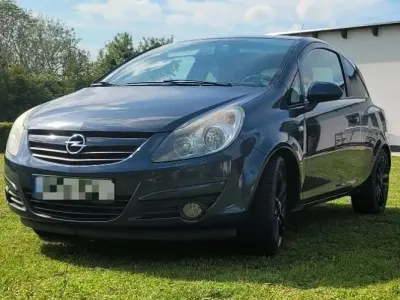 Gebraucht Opel Corsa Color Edition 80 PS (58 kW) 2010 Kleinwagen