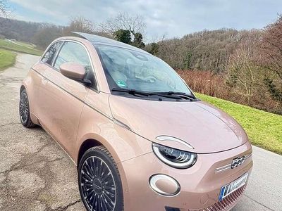 Gebraucht Fiat 500e La Prima 86 kW (118 PS) 2021 Kleinwagen