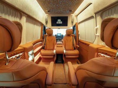 Gebraucht Mercedes Sprinter Business 190 PS (139 kW) 2024 Schwarz Van