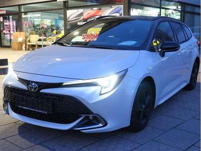 Usata Toyota Corolla 152 CV (111 kW) 2024 Bianco Station wagon