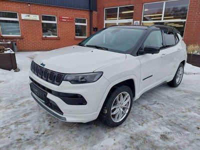 Weiß Gebraucht 2022 Jeep Compass SUV | 21.889 € (Guter Preis)