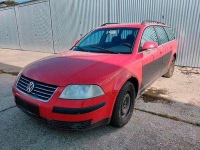Second-hand VW Passat 101 CP (74 kW) 2005 Roșu Break