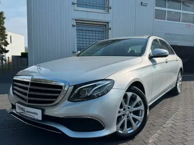Gebraucht Mercedes E220 Exclusive 194 PS (142 kW) 2017 Silber Limousine
