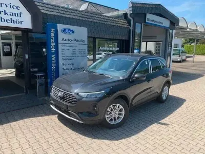 Neu Ford Kuga Titanium 150 PS (110 kW) 2026 Schwarz SUV