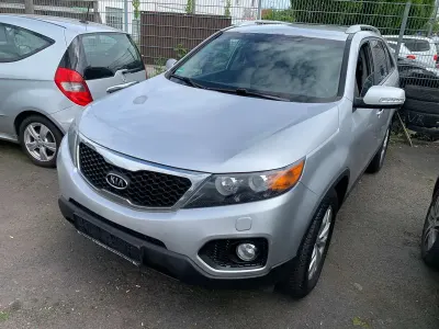 Gebraucht Kia Sorento Spirit 197 PS (144 kW) 2012 Brilliantsilber met. SUV
