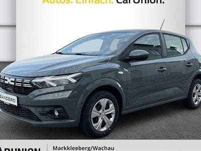 Neu Dacia Sandero Expression 101 PS (74 kW) 2025 Grau Limousine