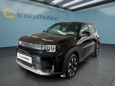 Neu Fiat Grande Panda 101 PS (74 kW) 2026 Schwarz Kleinwagen