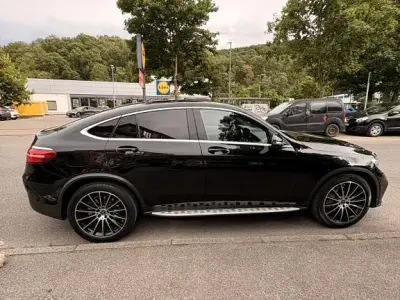 Gebraucht Mercedes GLC300 245 PS (180 kW) 2017 Schwarz SUV