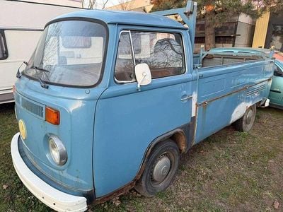 Blau Gebraucht 1974 VW T2 Van | 3.400 €