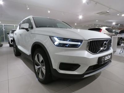 gebraucht Volvo XC40 T4 Recharge Plug-In Hybrid Inscription Expr