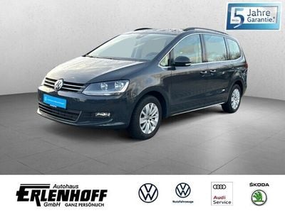 Gebraucht VW Sharan Comfortline 150 PS (110 kW) 2023 Grau Van / Kleinbus