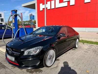 Gebraucht Mercedes CLA250 AMG line 211 PS (155 kW) 2015 Schwarz Limousine