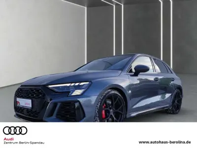 Gebraucht Audi RS3 Sport 400 PS (294 kW) 2023 Grau Limousine
