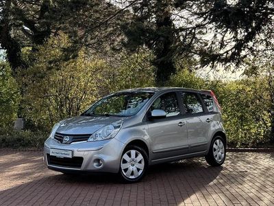 Begagnad Nissan Note Acenta 88 HK (64 kW) 2009 Silver Halvkombi
