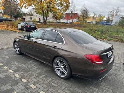 Mercedes E200