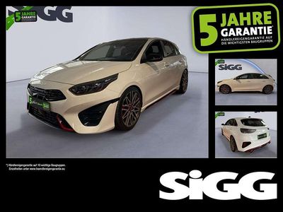 Gebraucht Kia Ceed GT GT 204 PS (150 kW) 2023 Deluxeweiss met. Limousine