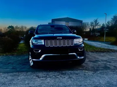 Usata Jeep Grand Cherokee Summit 250 CV (183 kW) 2015 Nero SUV