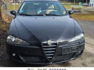Gebraucht Alfa Romeo 147 105 PS (77 kW) 2006 Schwarz Kleinwagen
