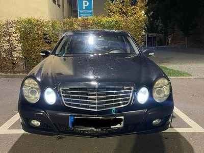 Mercedes E320