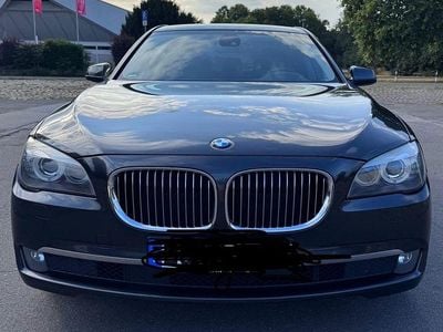 BMW 730