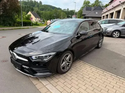 Gebraucht Mercedes CLA220 Shooting Brake AMG 190 PS (139 kW) 2021 Schwarz Kombi